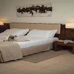 & Hotel 4*