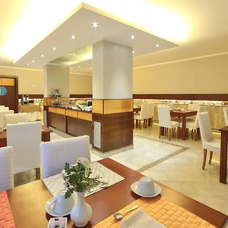 & Hotel 4*