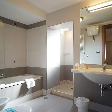 & Hotel