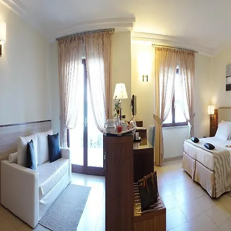 & Hotel