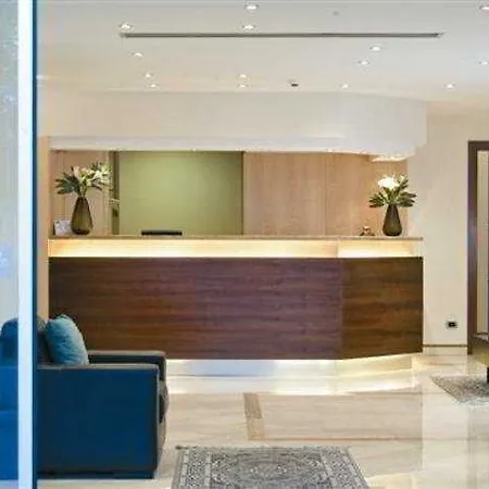 Hotel & Pozzuoli